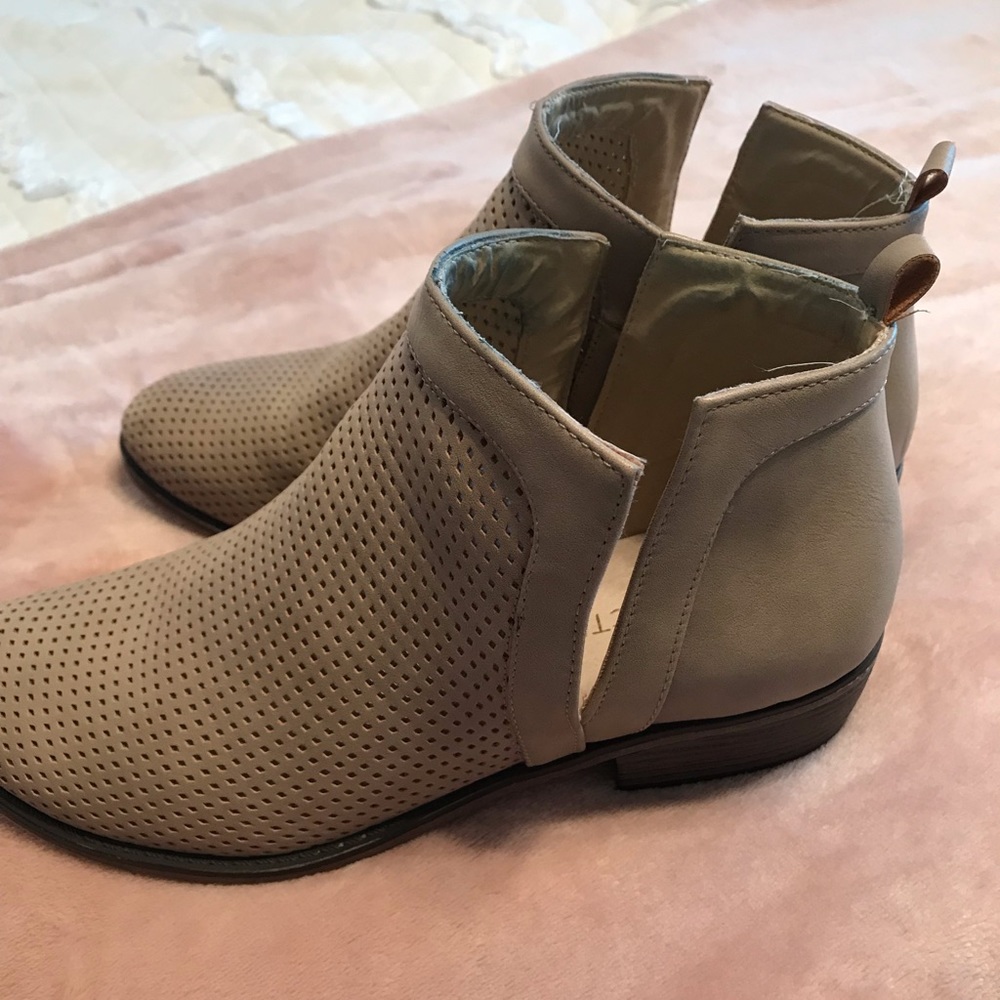 Nude booties